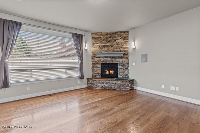 755 N COLES LOOP, Post Falls, ID 83854