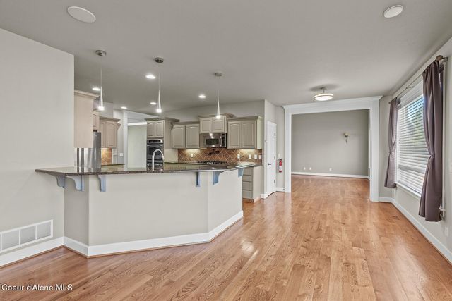 755 N COLES LOOP, Post Falls, ID 83854