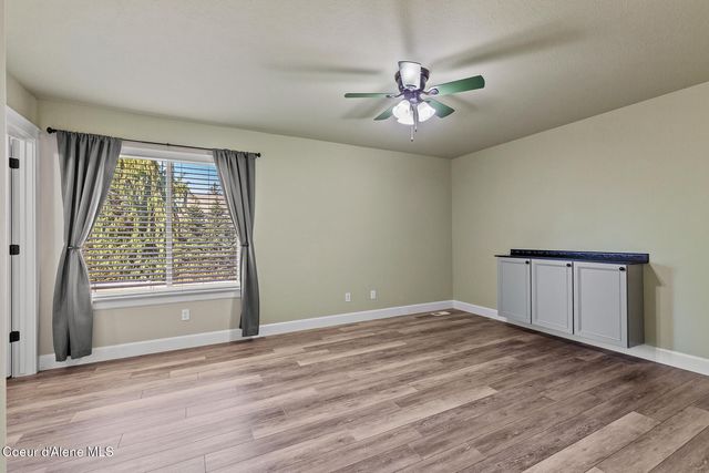 755 N COLES LOOP, Post Falls, ID 83854