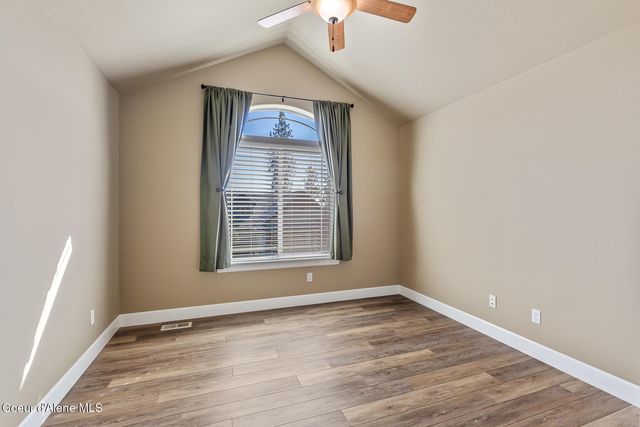 755 N COLES LOOP, Post Falls, ID 83854