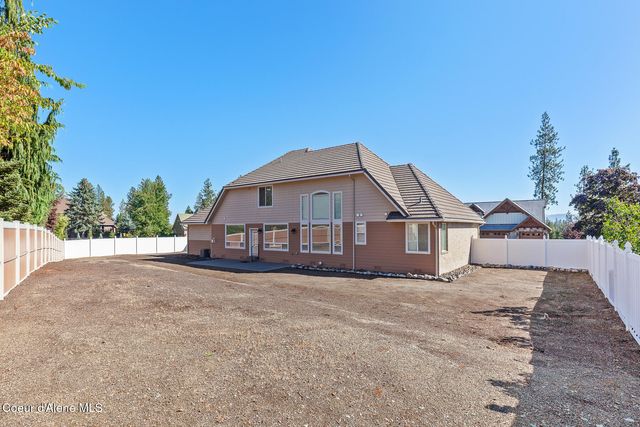 755 N COLES LOOP, Post Falls, ID 83854