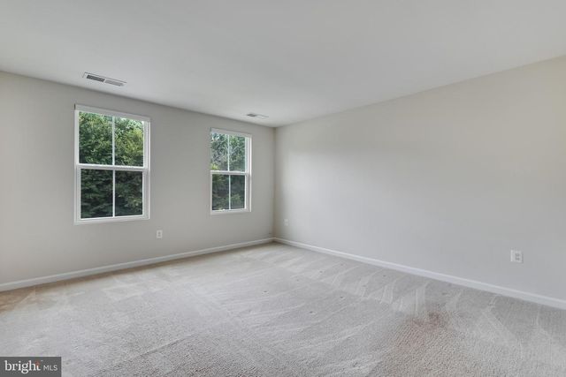 39 WILLOW WOODS DR, La Plata, MD 20646