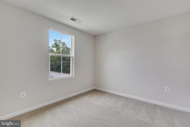 39 WILLOW WOODS DR, La Plata, MD 20646