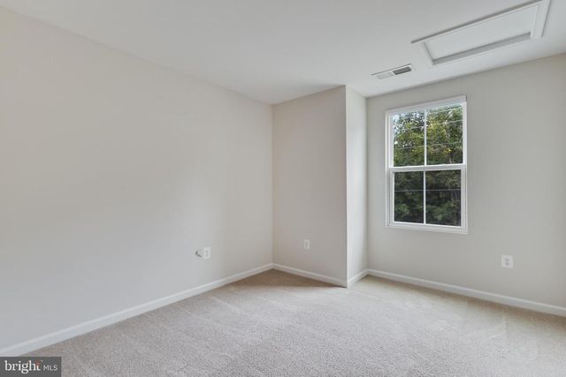 39 WILLOW WOODS DR, La Plata, MD 20646