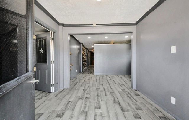 5622 W Montgomery Road, Houston, TX 77091