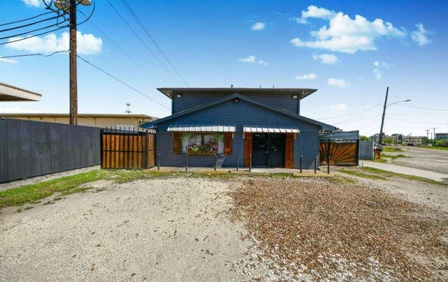 5622 W Montgomery Road, Houston, TX 77091