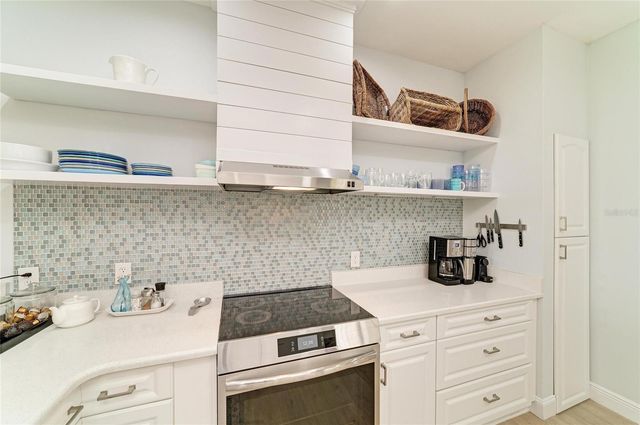 5721 COTTONWOOD STREET ., Bradenton, FL 34203