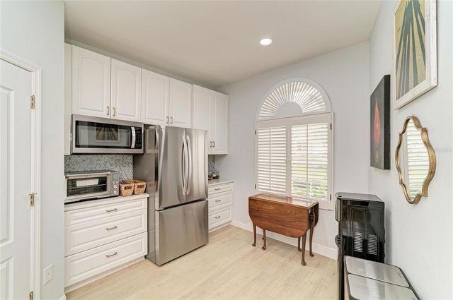 5721 COTTONWOOD STREET ., Bradenton, FL 34203