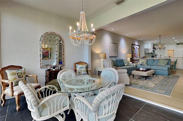5721 COTTONWOOD STREET ., Bradenton, FL 34203