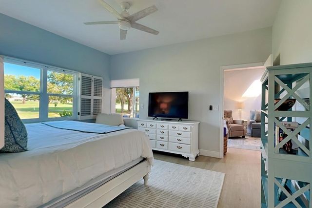 5721 COTTONWOOD STREET ., Bradenton, FL 34203