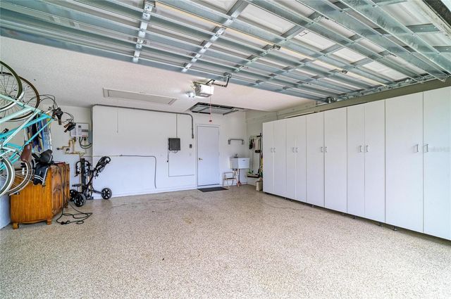 5721 COTTONWOOD STREET ., Bradenton, FL 34203