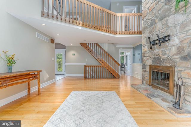 125 DOWLIN FORGE RD, Downingtown, PA 19335