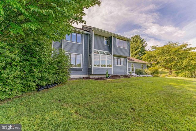125 DOWLIN FORGE RD, Downingtown, PA 19335