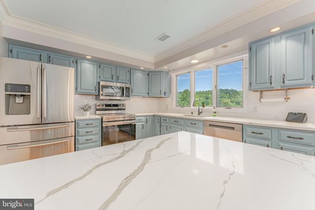 125 DOWLIN FORGE RD, Downingtown, PA 19335