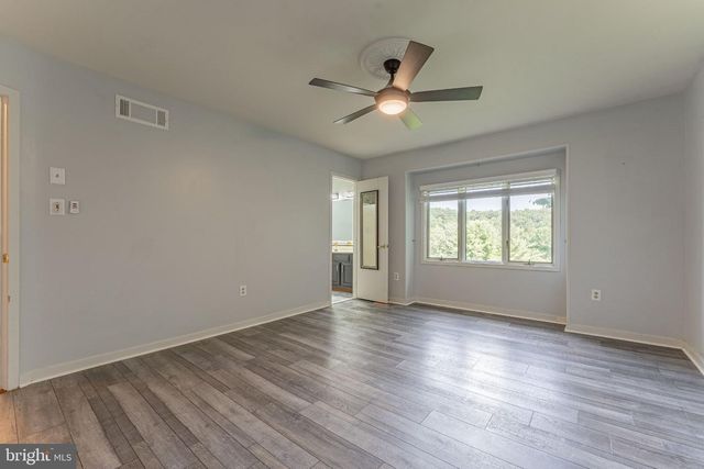 125 DOWLIN FORGE RD, Downingtown, PA 19335