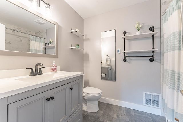 125 DOWLIN FORGE RD, Downingtown, PA 19335