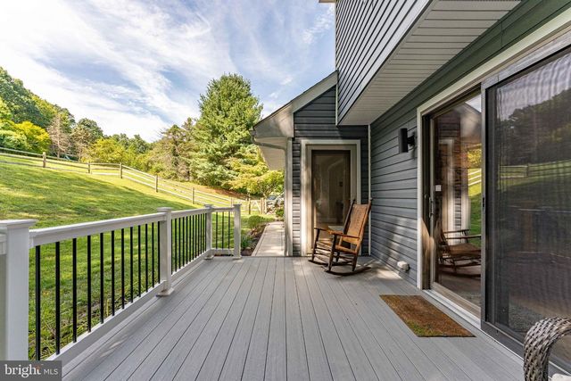 125 DOWLIN FORGE RD, Downingtown, PA 19335