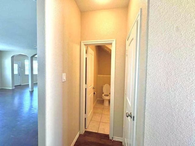 13826 Bonner Bluff Lane, Houston, TX 77047