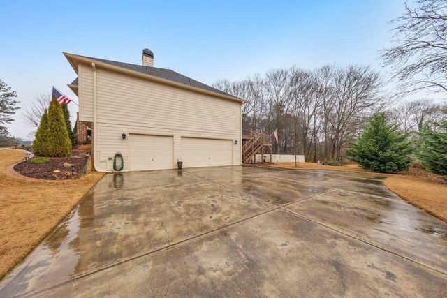 205 Sweetbriar Lane, Canton, GA 30115