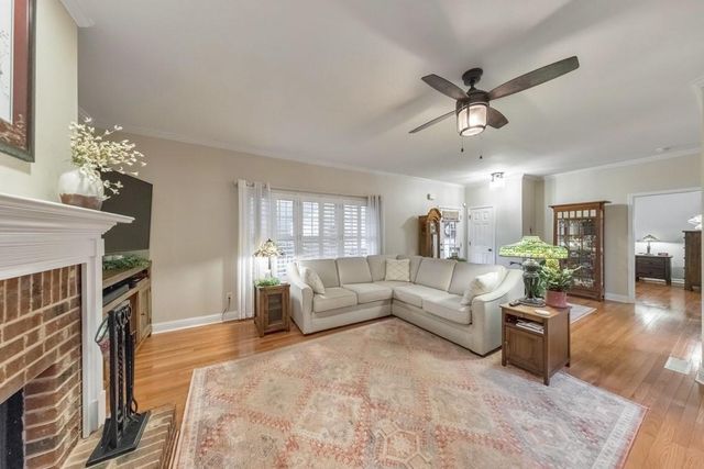 205 Sweetbriar Lane, Canton, GA 30115