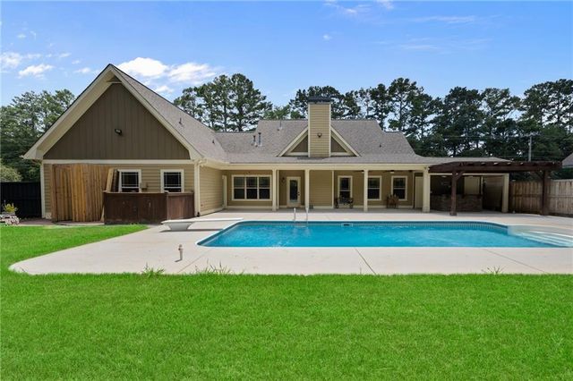 30 W Macedonia Church Road, Oxford, GA 30054