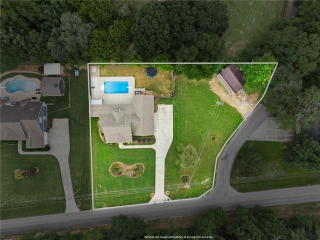 30 W Macedonia Church Road, Oxford, GA 30054