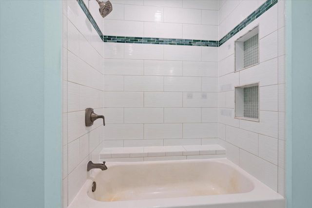 13728 W Honey LANE, New Berlin, WI 53151