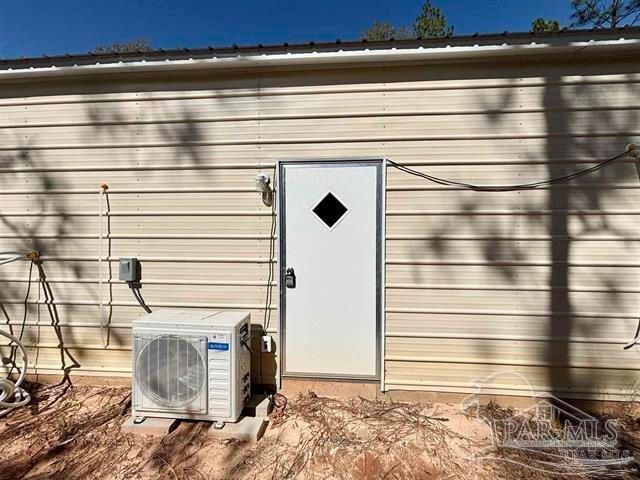 6605 Dingo Dr, Milton, FL 32583