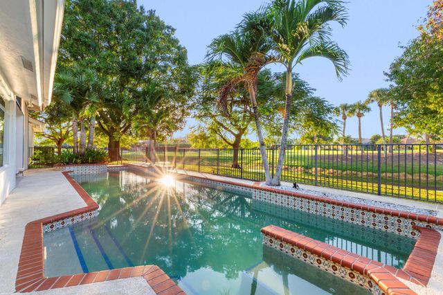 15611 Milan Court, Wellington, FL 33414