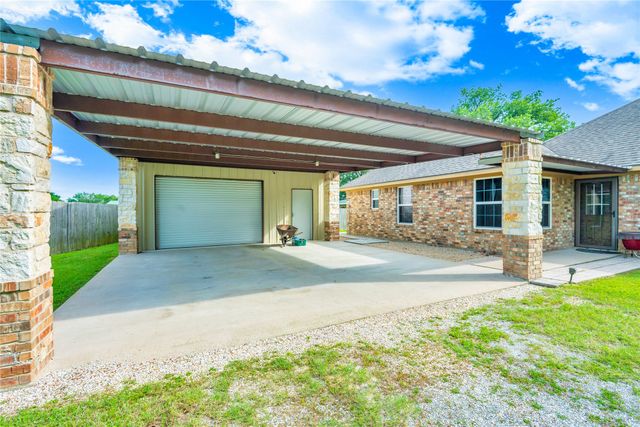 2229 Highway 164 E, Groesbeck, TX 76642