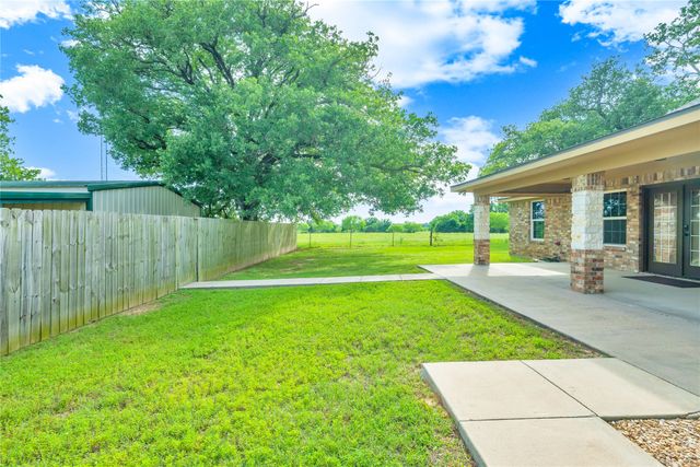 2229 Highway 164 E, Groesbeck, TX 76642