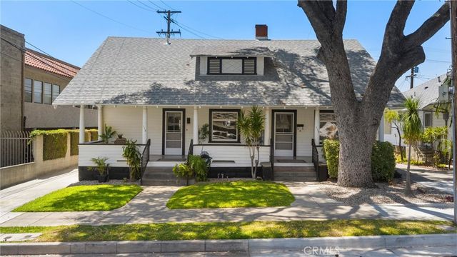 113 , 115 N N Ivy Avenue E, Monrovia, CA 91016