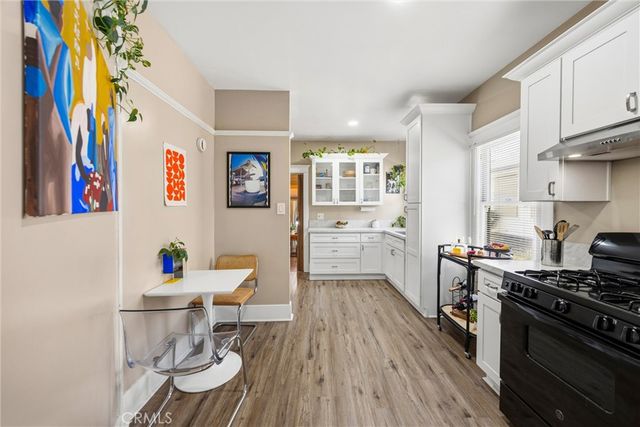 113 , 115 N N Ivy Avenue E, Monrovia, CA 91016