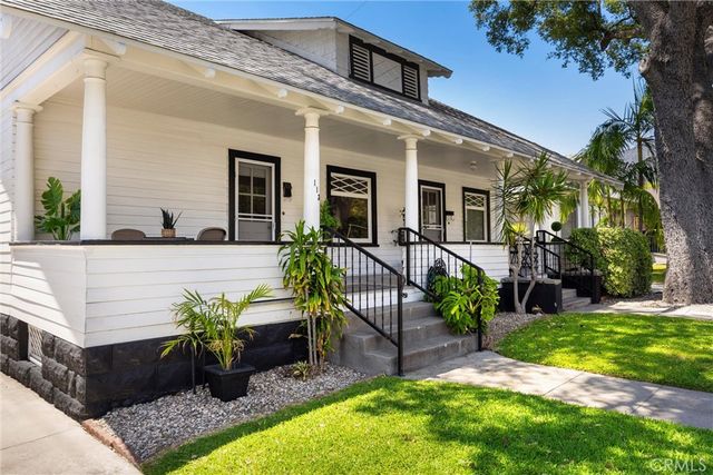 113 , 115 N N Ivy Avenue E, Monrovia, CA 91016
