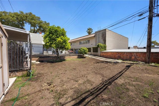 113 , 115 N N Ivy Avenue E, Monrovia, CA 91016