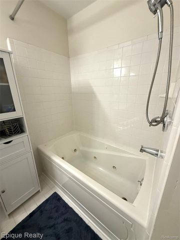 2256 Fairway Circle, Canton Charter Township, MI 48188