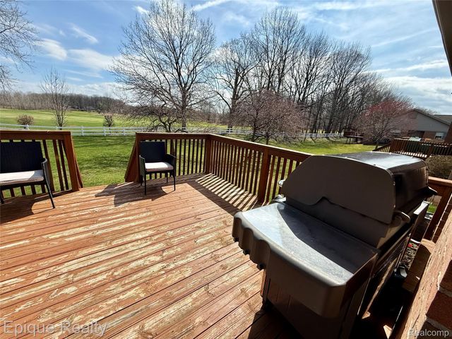 2256 Fairway Circle, Canton Charter Township, MI 48188