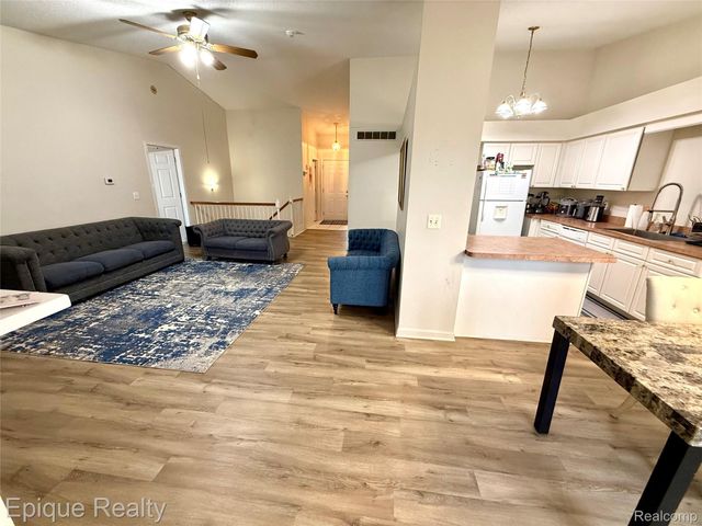 2256 Fairway Circle, Canton Charter Township, MI 48188