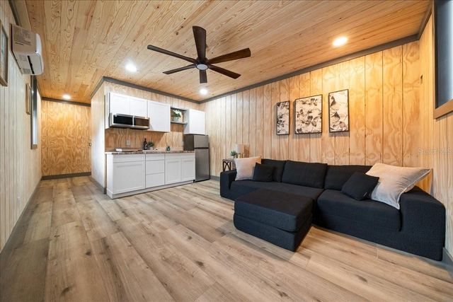 3888 SW 140TH AVENUE, Ocala, FL 34481