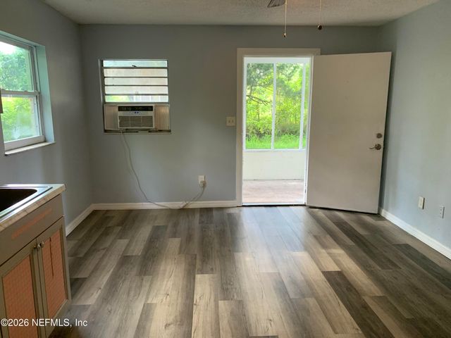 904 BURNEY Lane, Baldwin, FL 32234