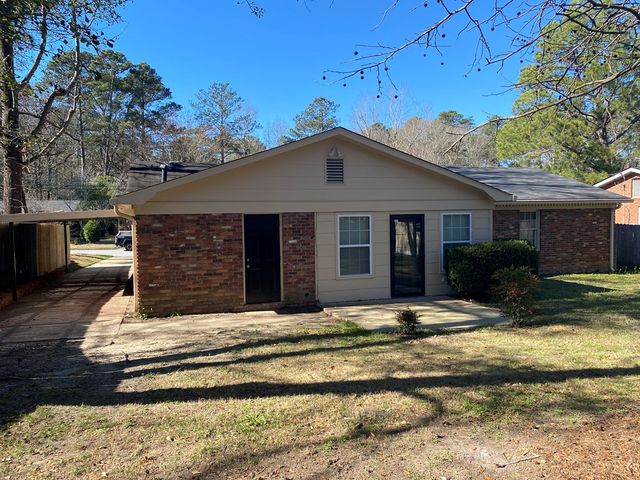 5820 Windsor Drive, Columbus, GA 31909