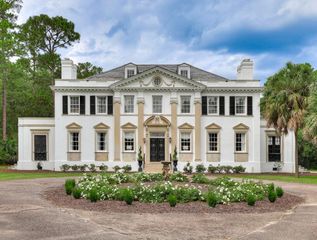 3406 Richland Avenue W, Aiken, SC 29801