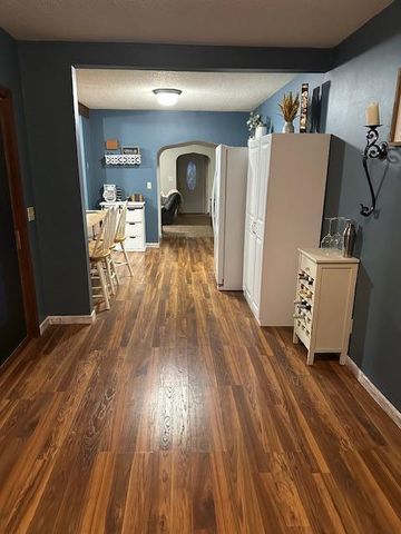 537 Cedar Avenue, Westbrook, MN 56183