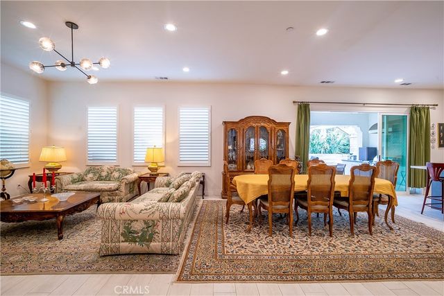 20523 Stella, Saugus, CA 91350