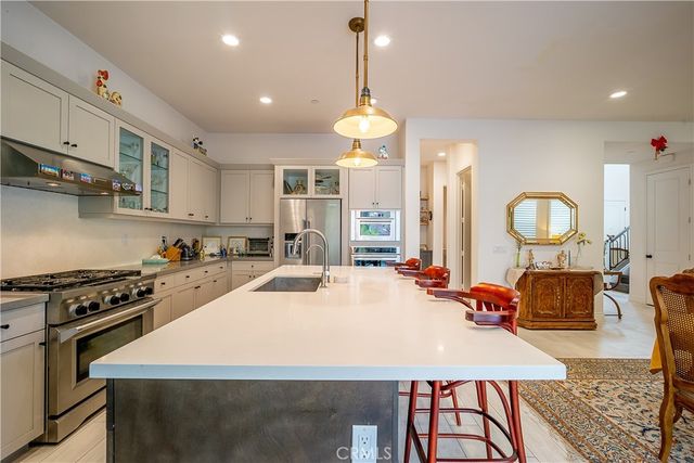 20523 Stella, Saugus, CA 91350