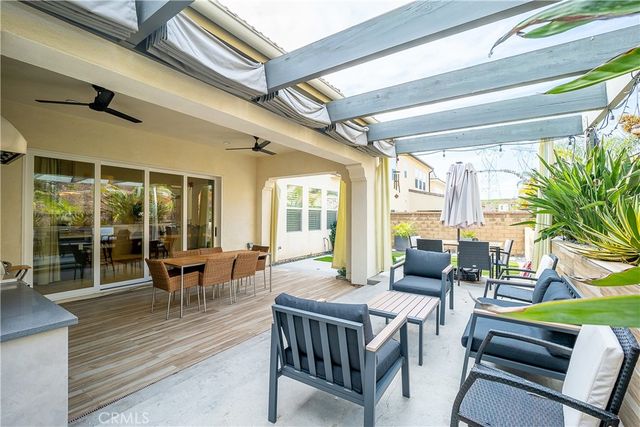 20523 Stella, Saugus, CA 91350