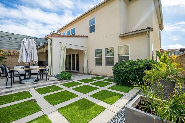 20523 Stella, Saugus, CA 91350