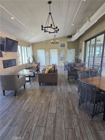 20523 Stella, Saugus, CA 91350