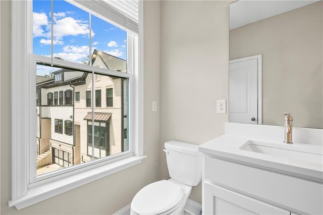 945 Catamaran Court, Alpharetta, GA 30005