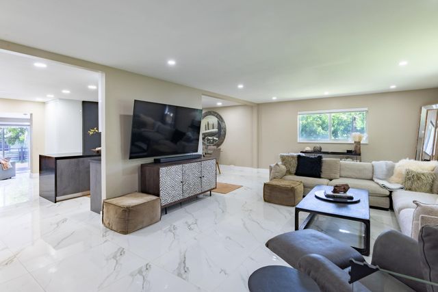 13487 Barwick Road, Delray Beach, FL 33445